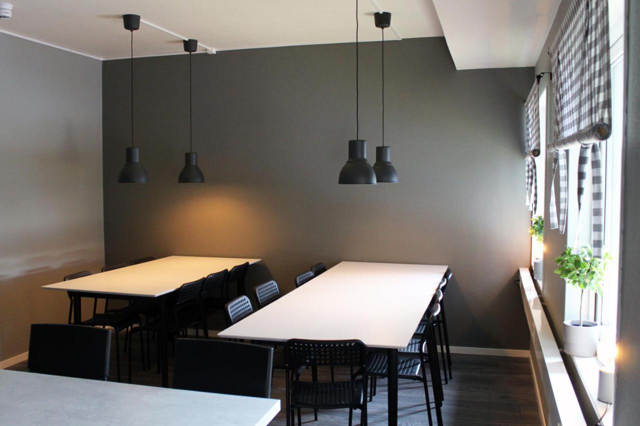 De La Gardie Park Hostel *
